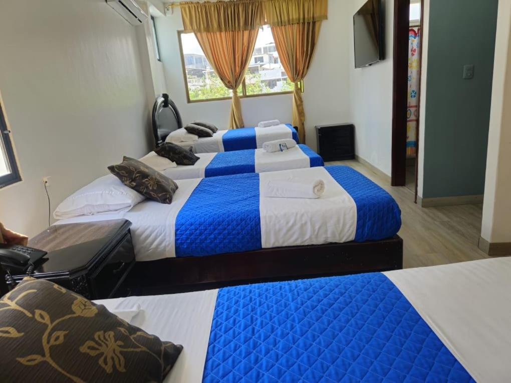 Flightless Cormorant Hotel Пуерто Айора Екстериор снимка