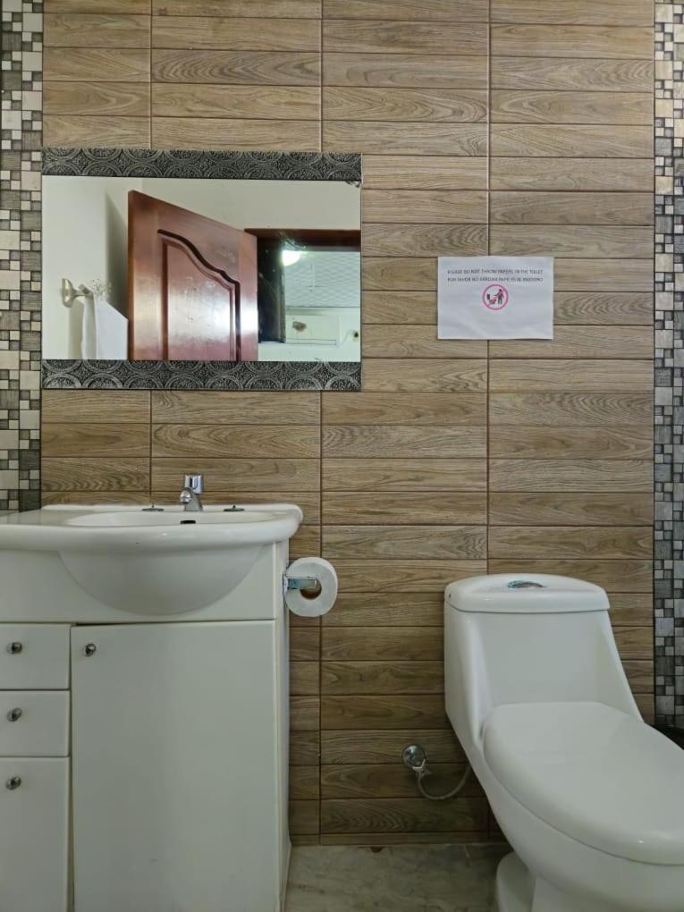 Flightless Cormorant Hotel Пуерто Айора Екстериор снимка