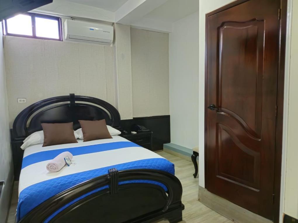 Flightless Cormorant Hotel Пуерто Айора Екстериор снимка