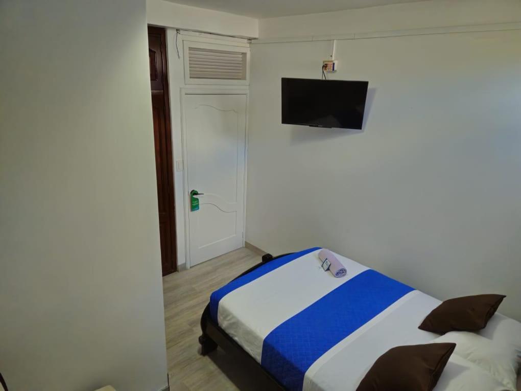 Flightless Cormorant Hotel Пуерто Айора Екстериор снимка