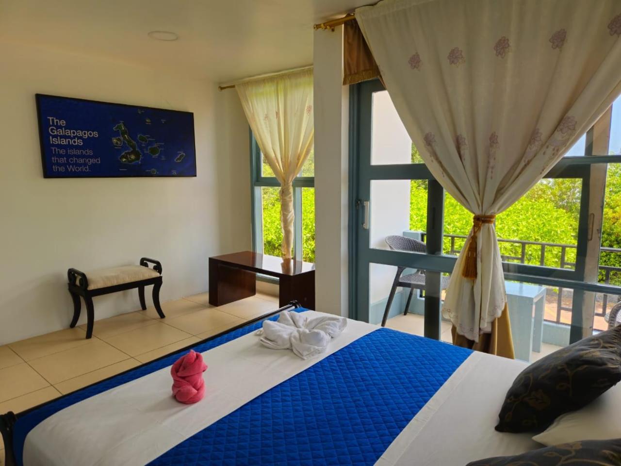 Flightless Cormorant Hotel Пуерто Айора Екстериор снимка