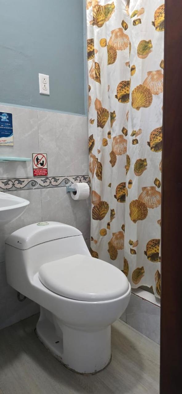Flightless Cormorant Hotel Пуерто Айора Екстериор снимка